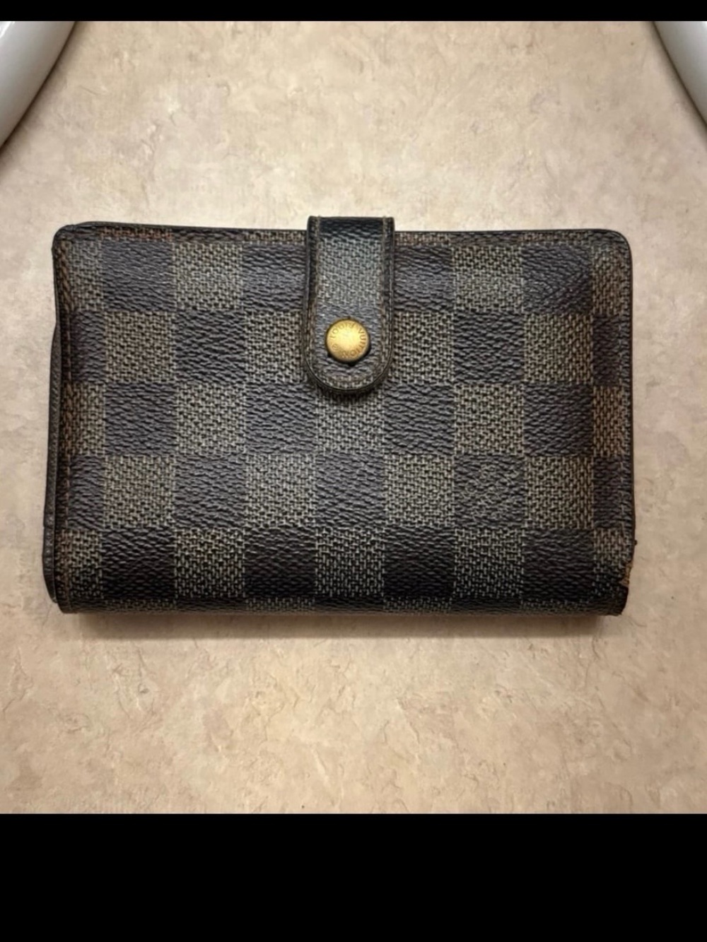 Louis Vuitton Damier Ebene Kisslock Compact Wallet